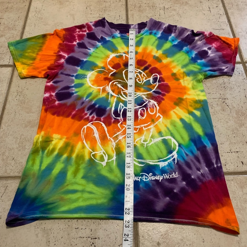 Walt Disney World Tie-Dye Mickey Mouse T-SHIRT -OFFICIAL MERCH, HANES NANO M/F S - Picture 4 of 5